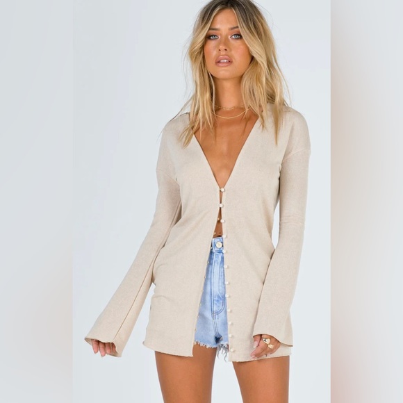 Princess Polly Sweaters - NWOT Princess Polly MACY CARDIGAN in Beige